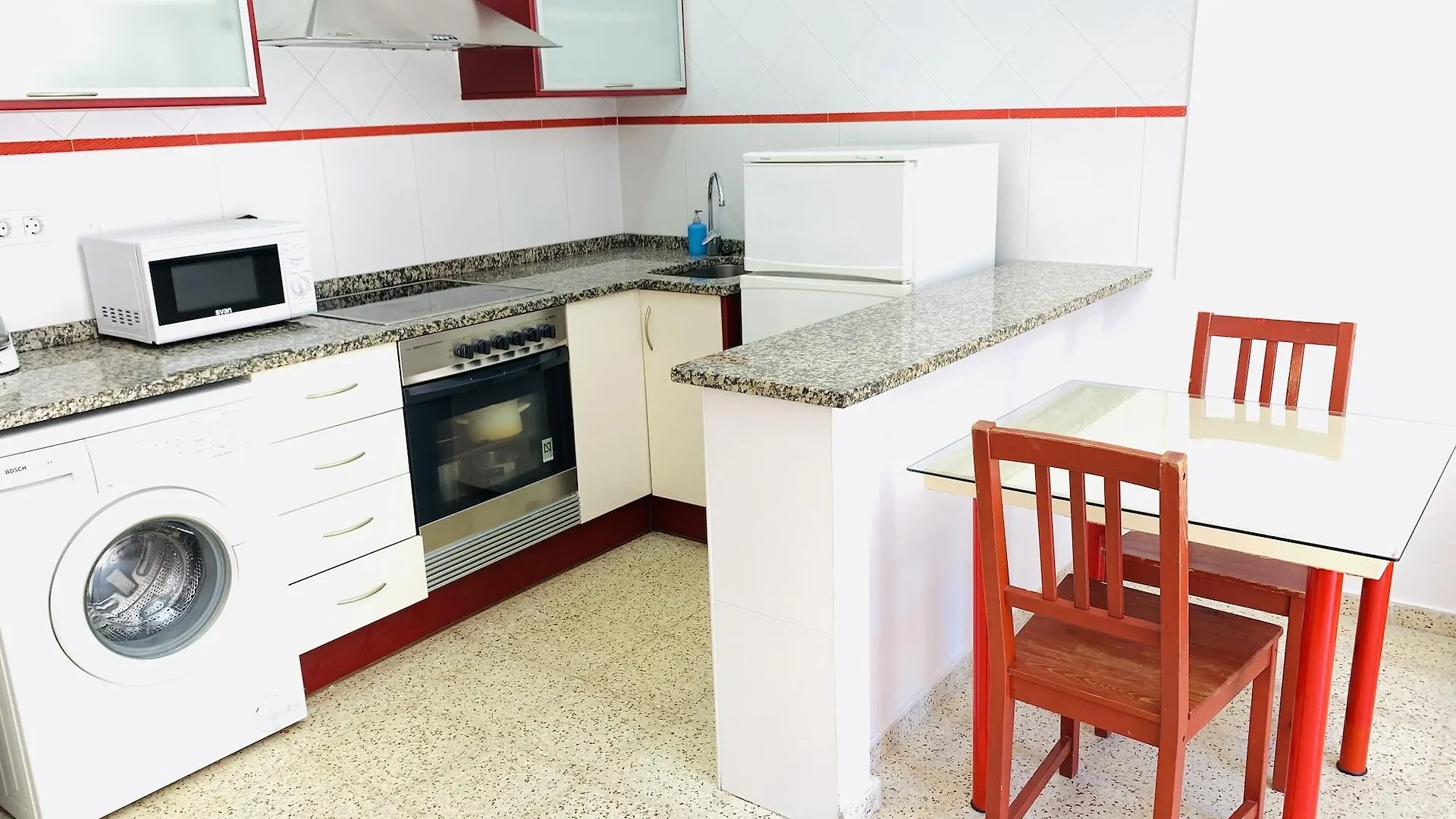 Eva Apartments Lloret de Mar 0*,  Spagna